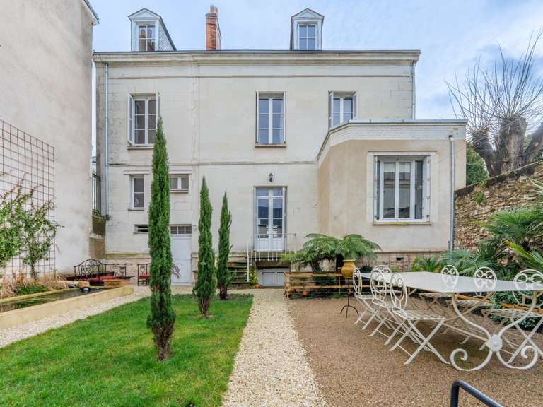 Maison Tours - 6 chambres - 273m²