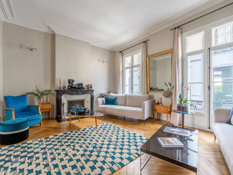 Maison Tours - 6 chambres - 273m²