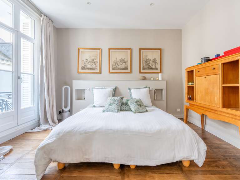 Maison Tours - 6 chambres - 273m²