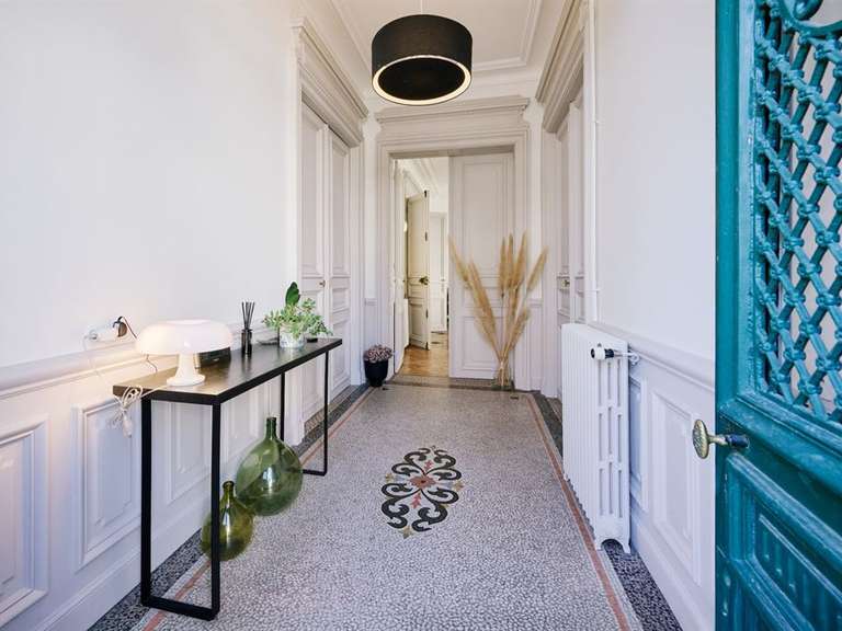 Maison Tours - 7 chambres - 328m²