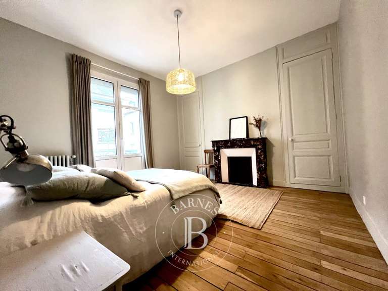 Maison Tours - 6 chambres