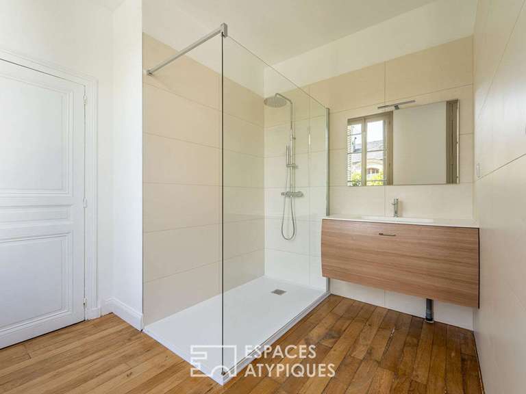 House Tours - 6 bedrooms