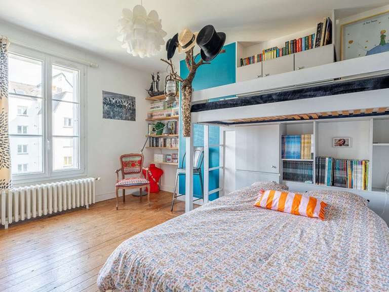 House Tours - 4 bedrooms