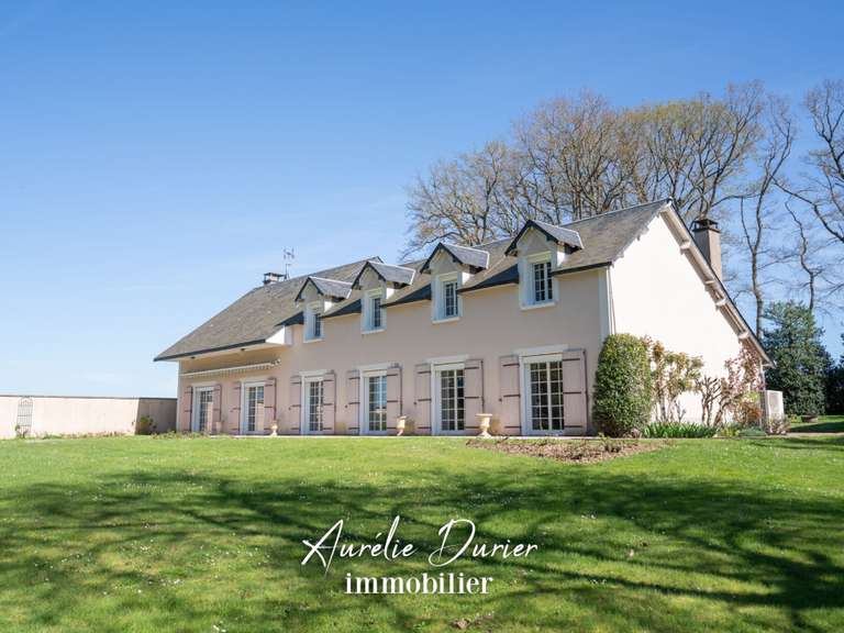 Maison Tours - 6 chambres - 386m²