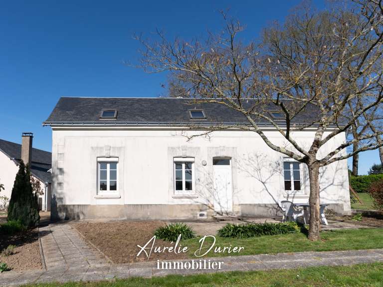 Maison Tours - 6 chambres - 386m²