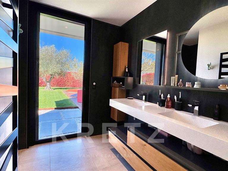 Maison Tours - 4 chambres - 215m²