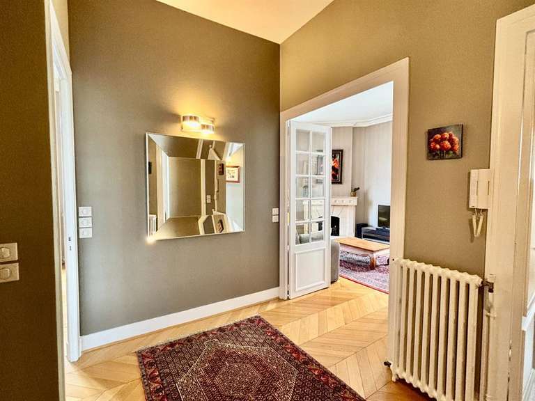 Maison Tours - 4 chambres - 208m²