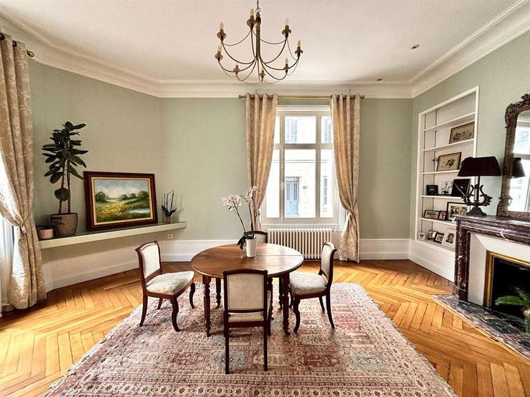 Maison Tours - 4 chambres - 208m²