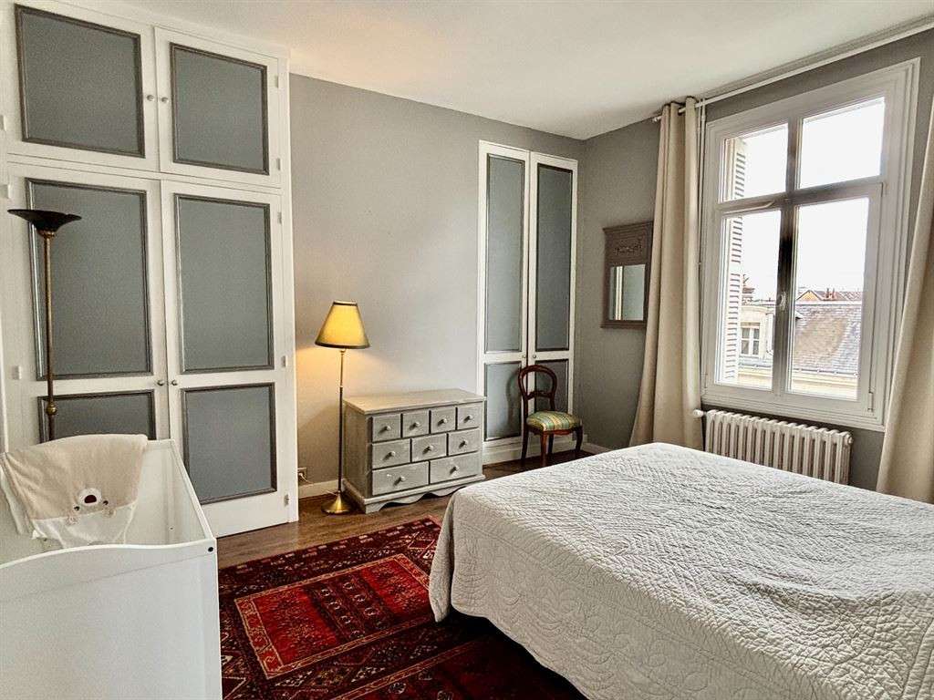 Maison Tours