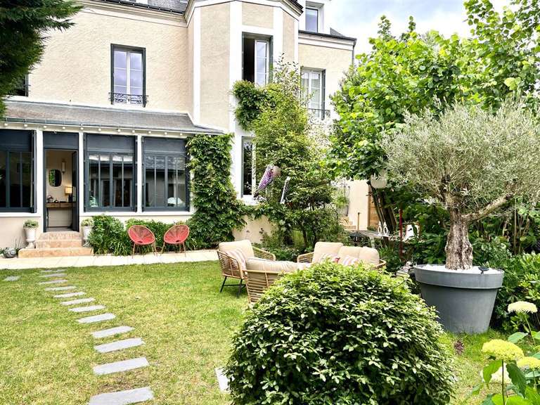 Maison Tours - 6 chambres - 225m²