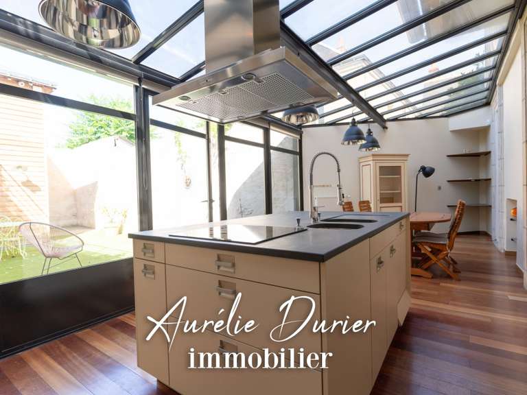 Maison Tours - 4 chambres - 260m²