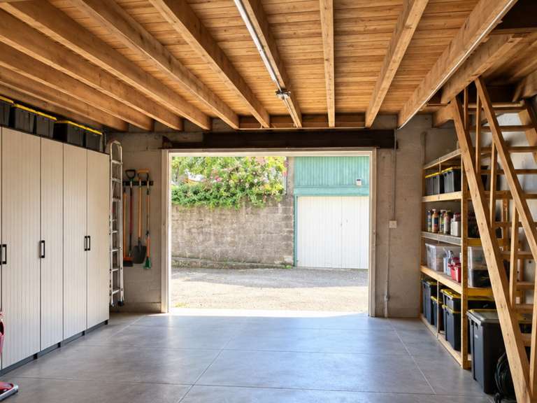 Maison Tours - 6 chambres - 185m²