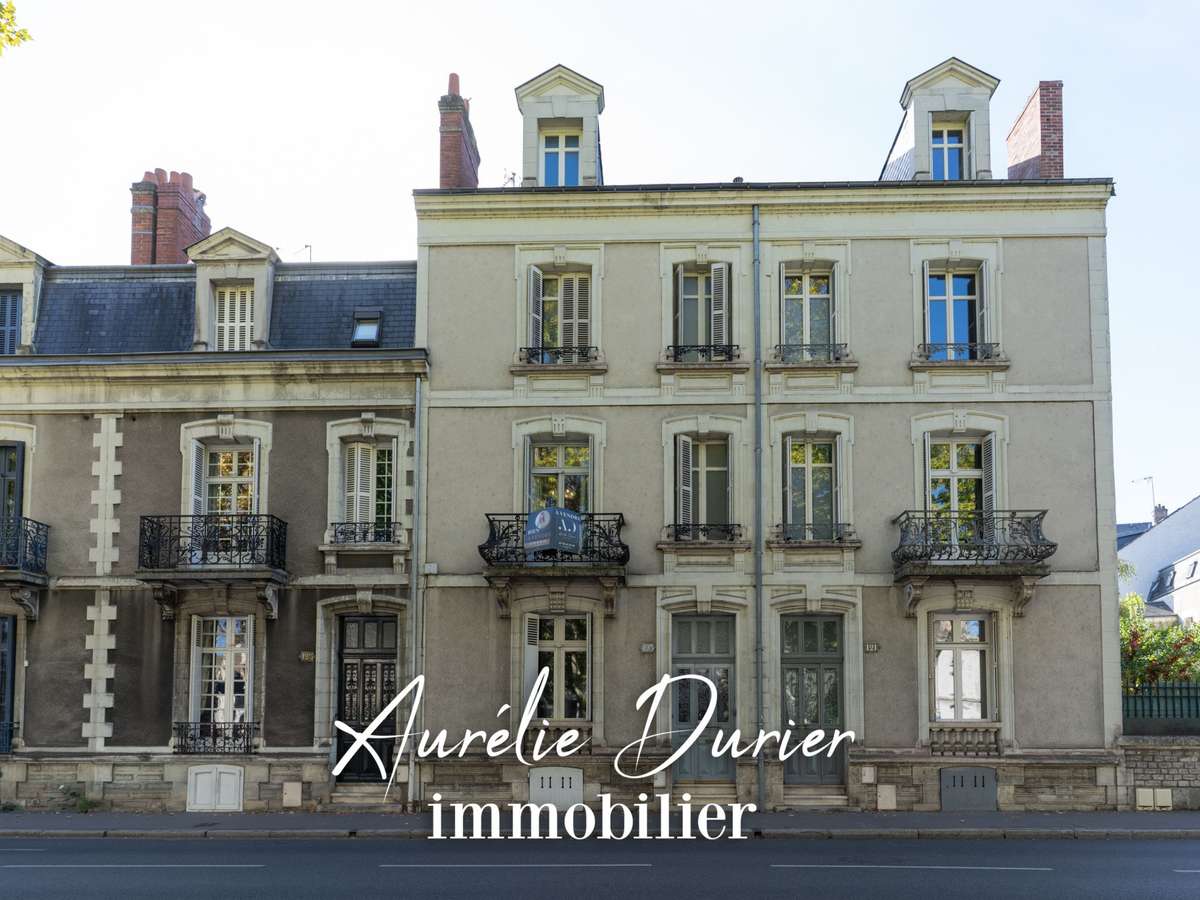 Maison Tours