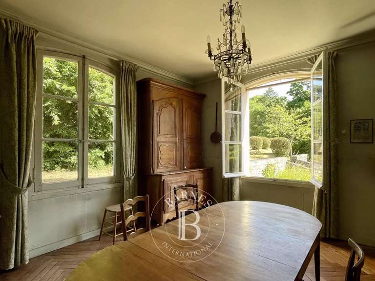 Propriété Tours - 9 chambres - 390m²