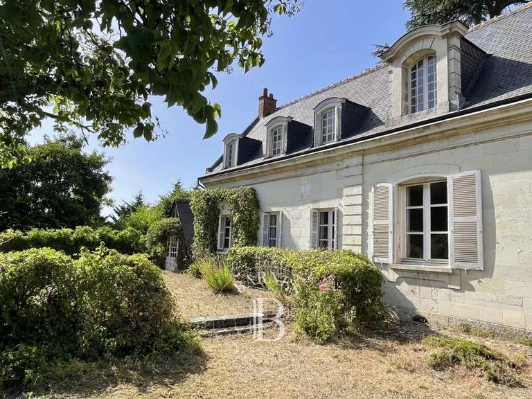 Propriété Tours - 9 chambres - 390m²