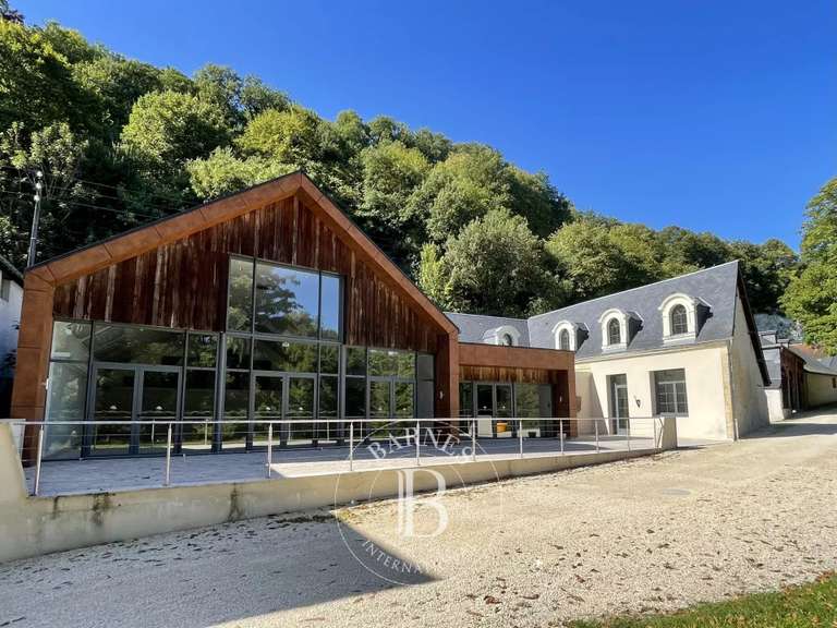 Propriété Tours - 1600m²