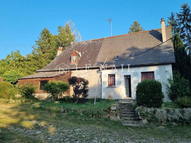 Property Tours - 6 bedrooms - 150m²