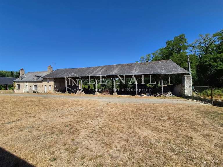 Propriété Tours - 6 chambres - 288m²