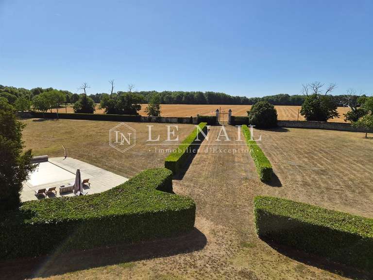 Propriété Tours - 6 chambres - 288m²