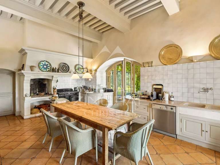 Château Tourtour - 12 chambres - 1155m²