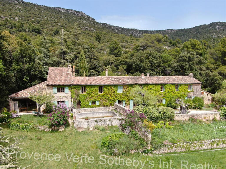 Maison Tourtour - 11 chambres - 700m²