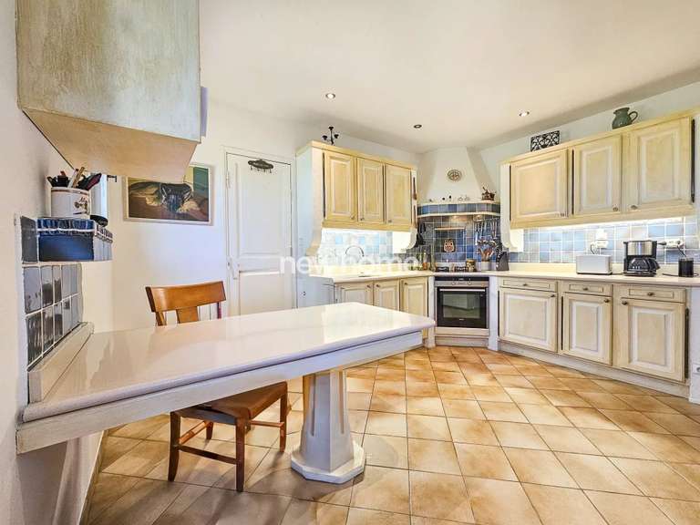 Maison Tourtour - 3 chambres - 167m²