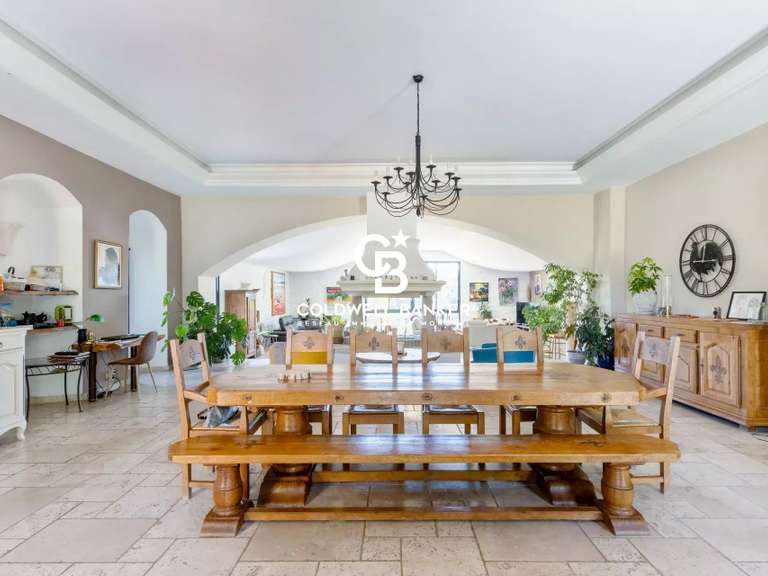 Maison Tourtour - 2245m²