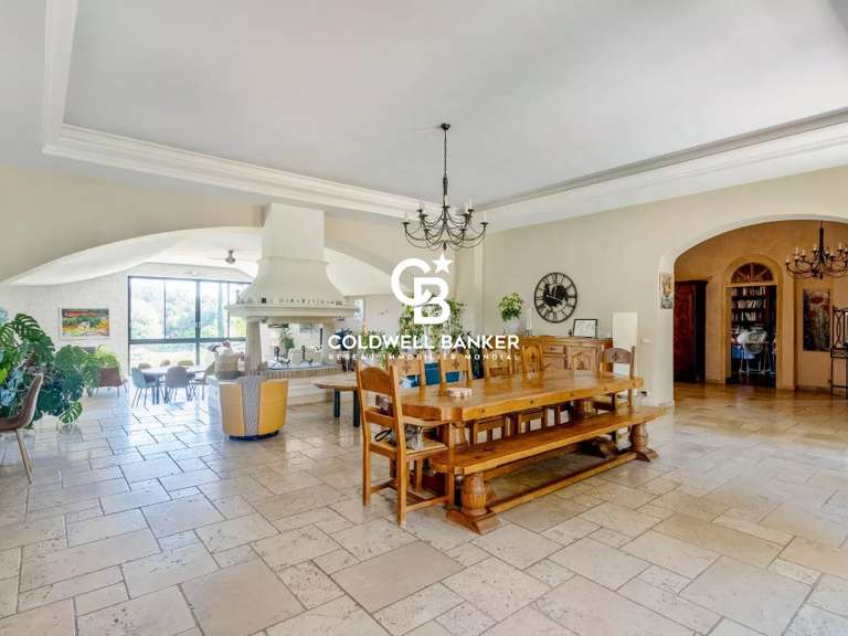 Maison Tourtour - 2245m²