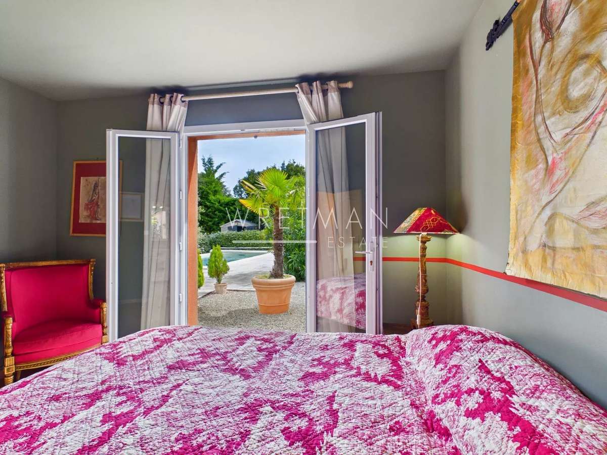 Maison Tourtour