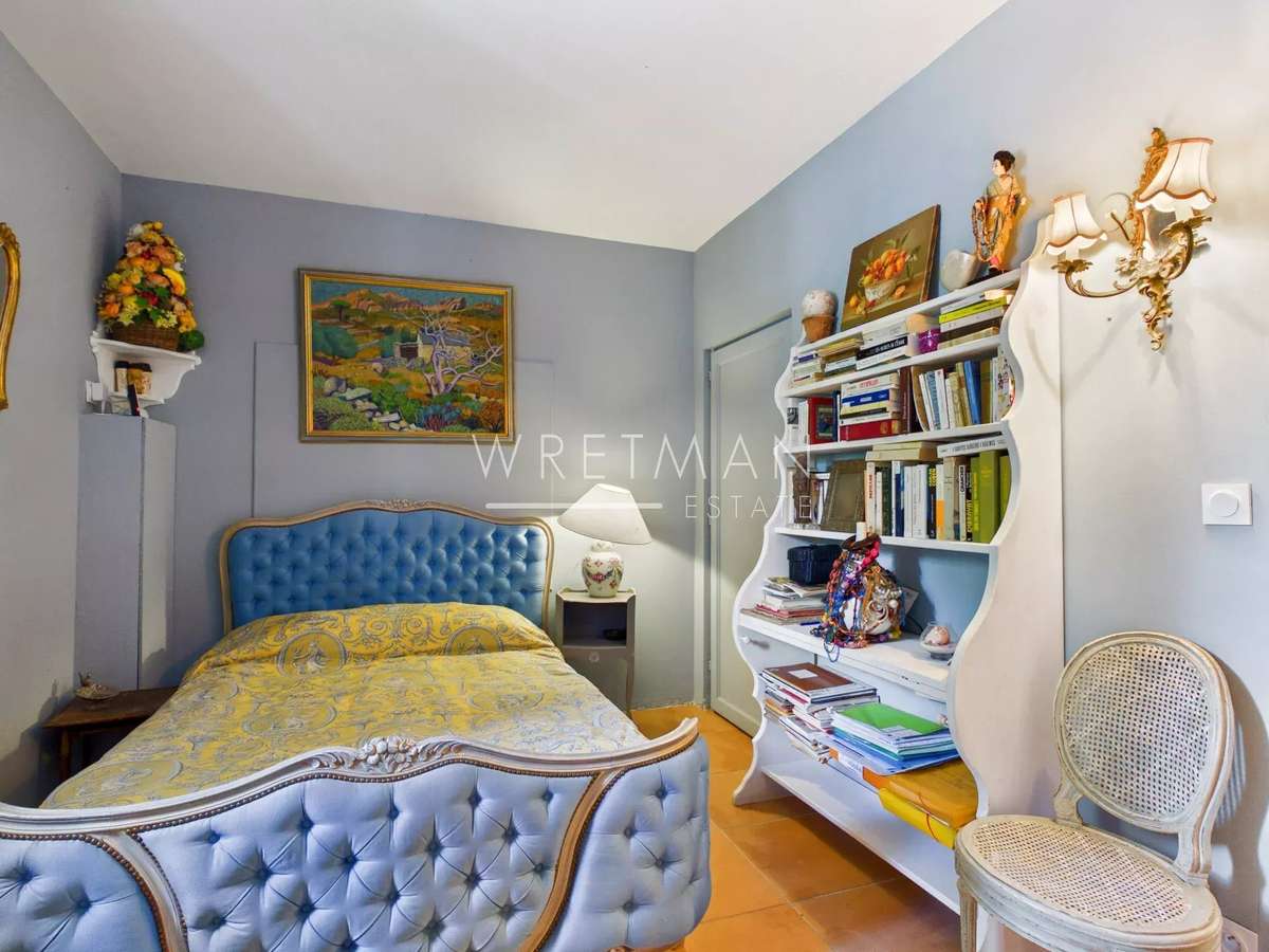 Maison Tourtour