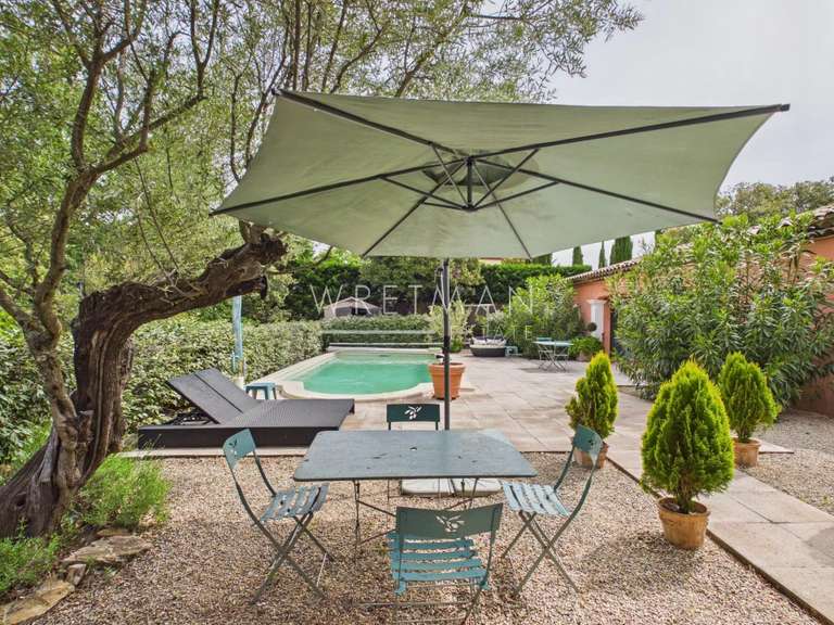 Maison Tourtour - 4 chambres - 130m²