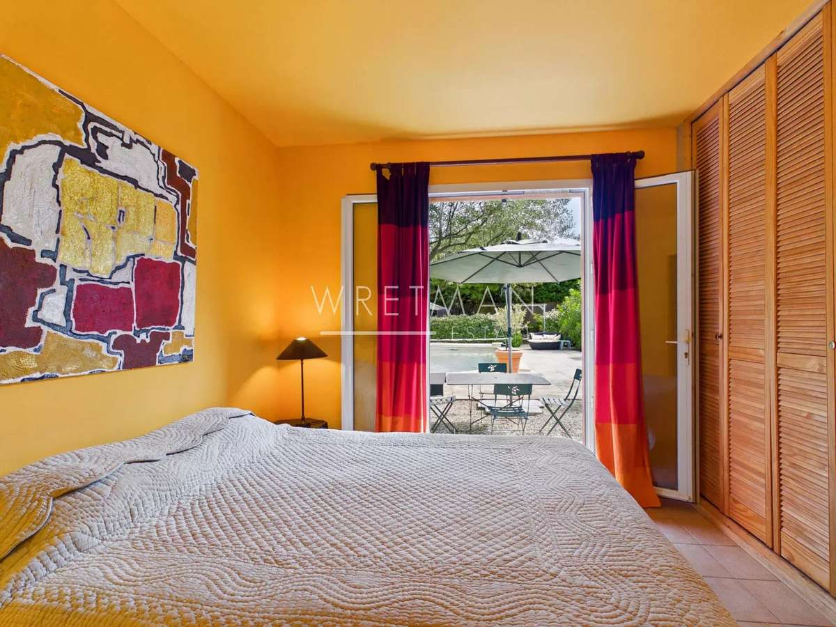 Maison Tourtour