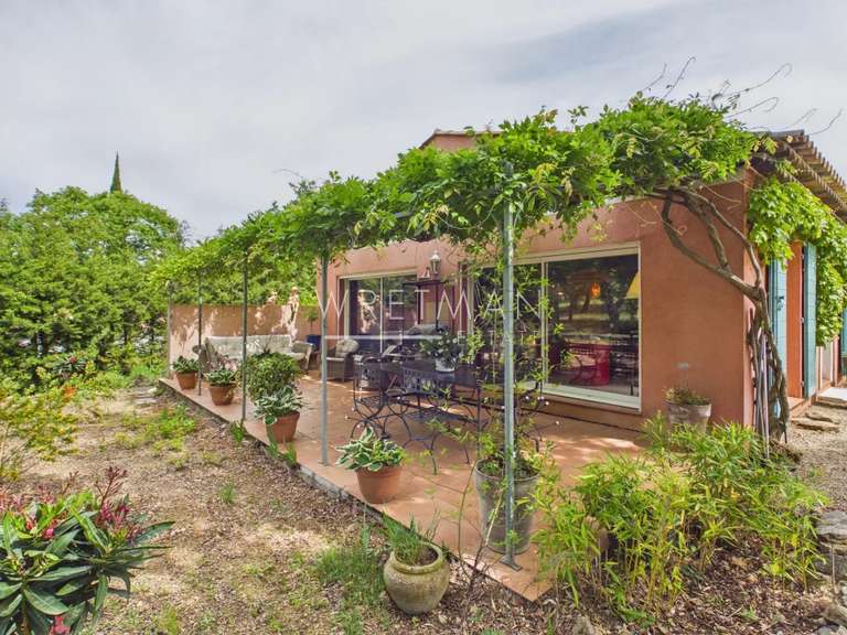 Maison Tourtour - 4 chambres - 130m²