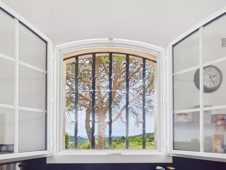 Maison Tourtour - 4 chambres - 161m²