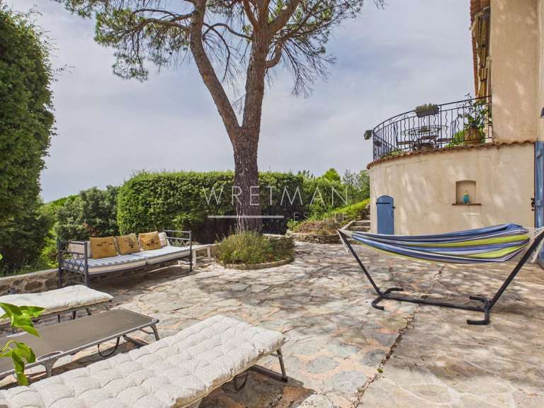 Maison Tourtour - 4 chambres - 161m²
