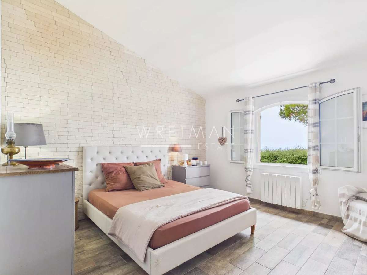 Maison Tourtour