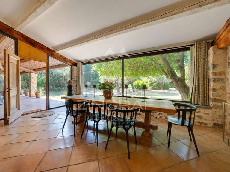 Maison Tourves - 5 chambres - 300m²