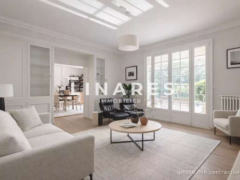 Maison Tourves - 6 chambres - 369m²