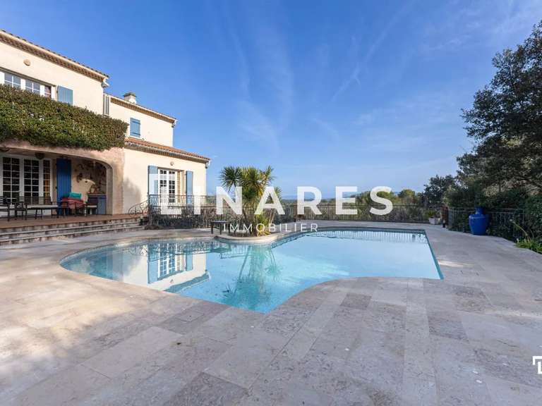 Maison Tourves - 6 chambres - 369m²