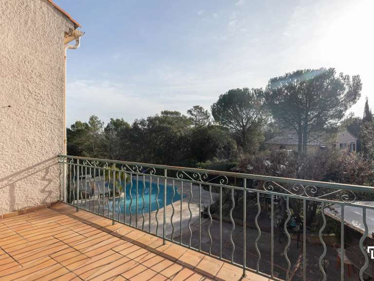 Maison Tourves - 6 chambres - 369m²