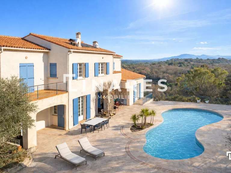 Maison Tourves - 6 chambres - 369m²