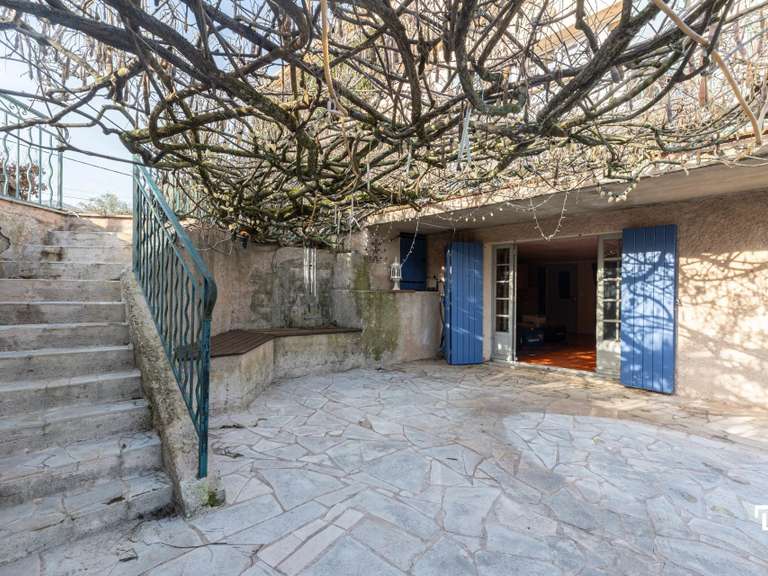 Maison Tourves - 6 chambres - 369m²