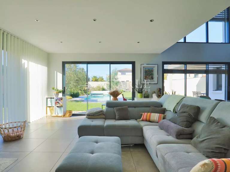 Villa Toussieu - 4 chambres - 227m²