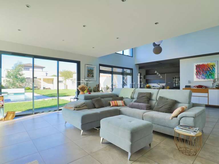 Villa Toussieu - 4 chambres - 227m²