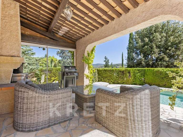 Maison Trans-en-Provence - 5 chambres - 230m²