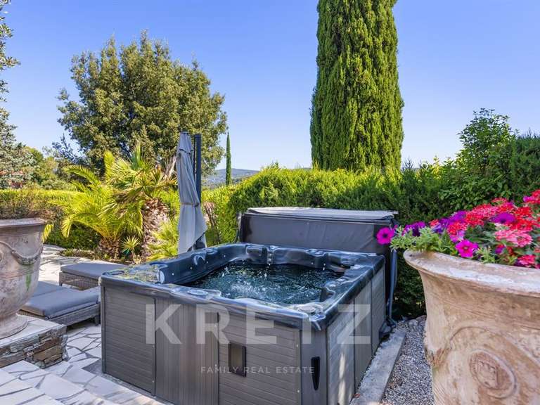 Maison Trans-en-Provence - 5 chambres - 230m²