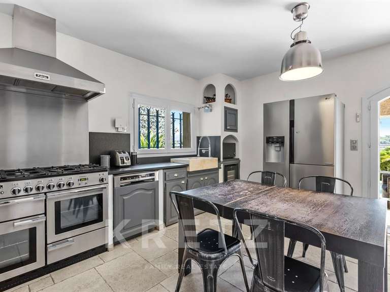 Maison Trans-en-Provence - 5 chambres - 230m²