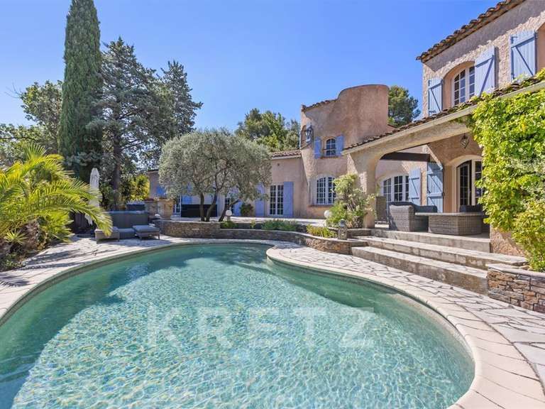 Maison Trans-en-Provence - 5 chambres - 230m²