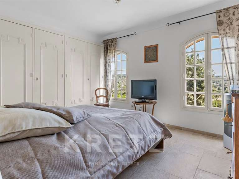Maison Trans-en-Provence - 5 chambres - 230m²