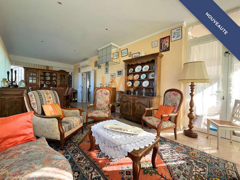 Maison Trans-en-Provence - 5 chambres - 286m²